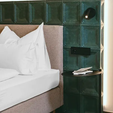 Hafnerhotel - Kachelofen-wohlfuehlhotel * Wieselburg